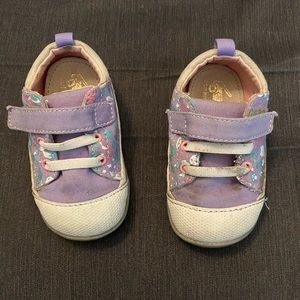 ‼️$ALE‼️High quality leather insole infant tennies